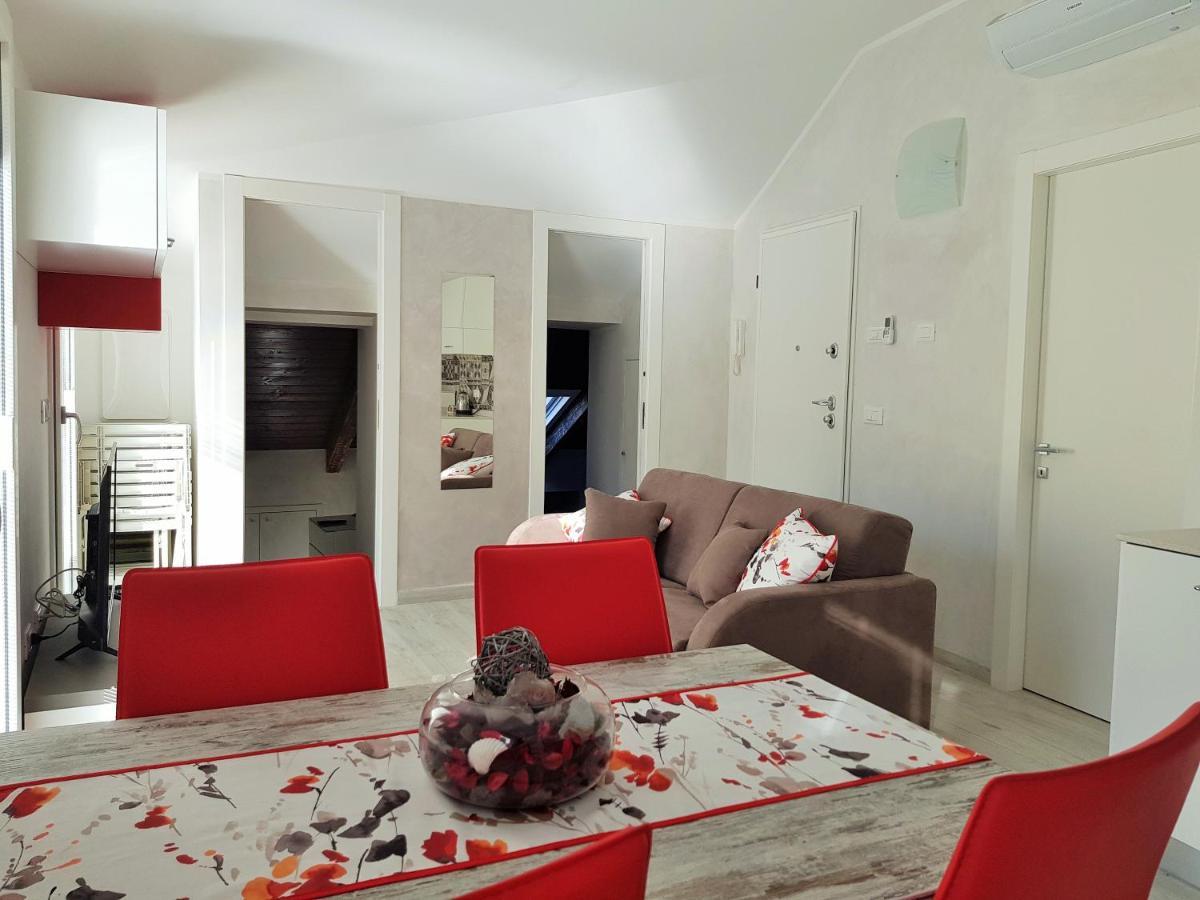 Casaviva - Casa Vacanze A Ceriale Con Terrazza ภายนอก รูปภาพ